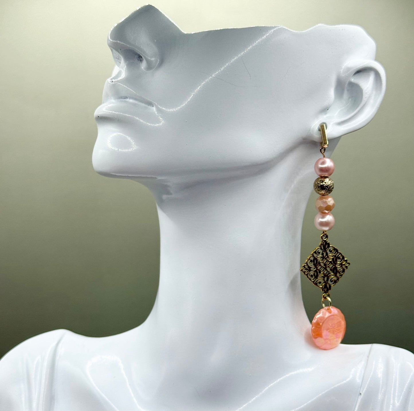 'Peachy Keen' Earrings