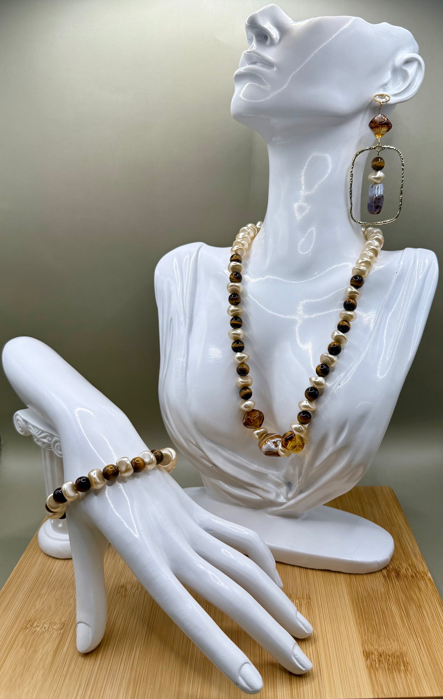 Lunar Choker set