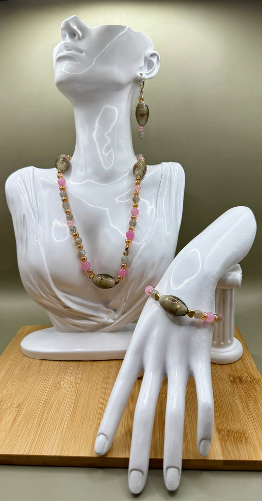 Lively & Lovely Choker Set