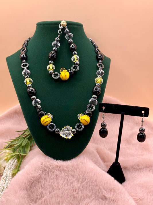 Bee-autiful Set