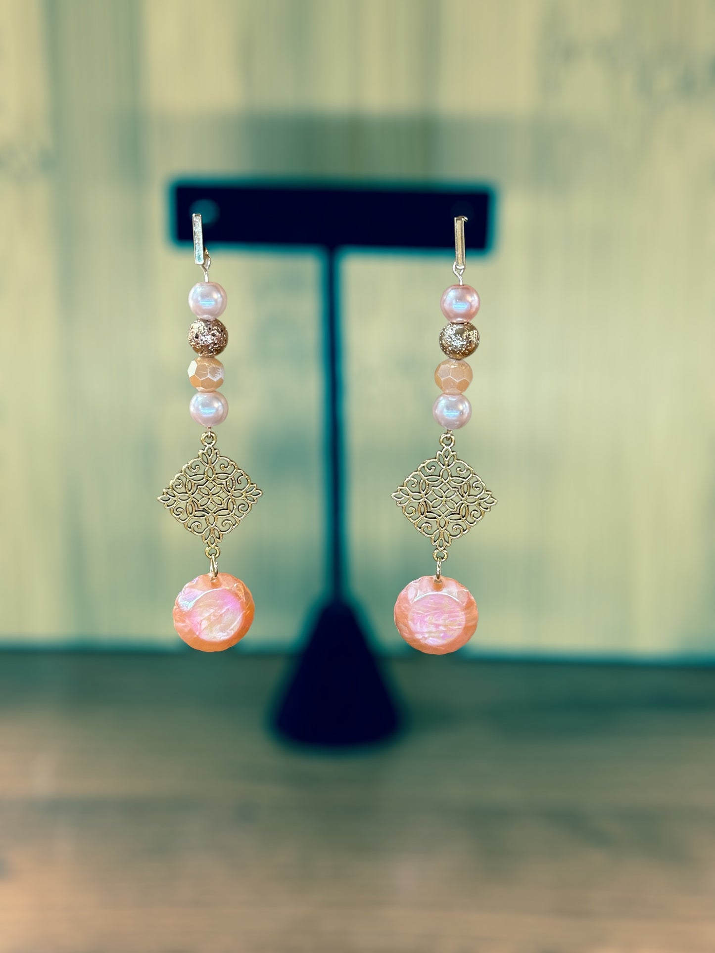 Women's 'Peachy Keen' Earrings